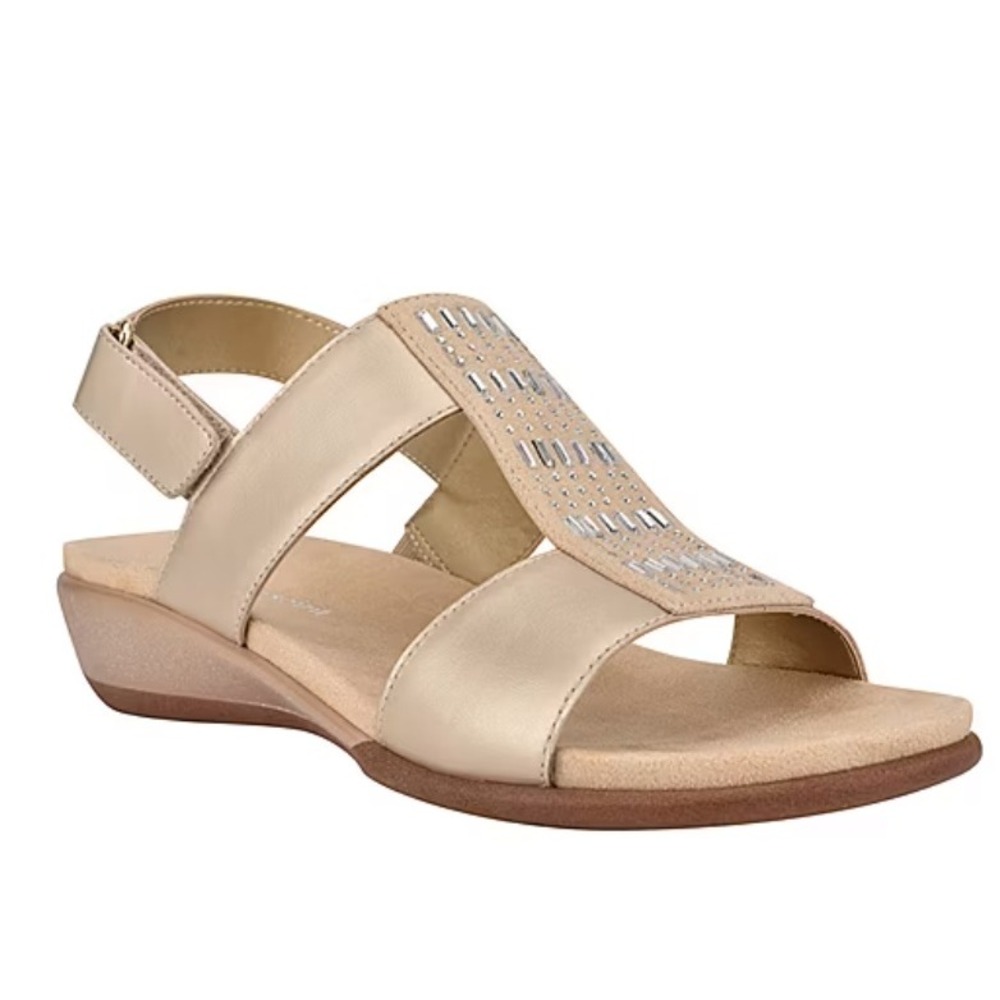 Easy Spirit Women Hazel Gold Wide Width Rhinestone Wedge Sandals 6 WIDE‎ NEW